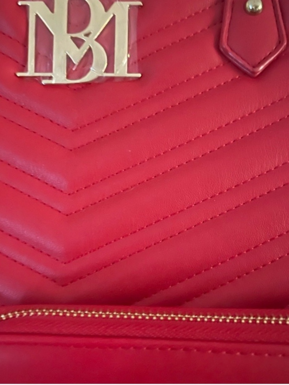 Badgley Mischka set. NWT. Tote bag and wallet. Has lap top pocket.  MRSP $208 - Picture 2 of 9